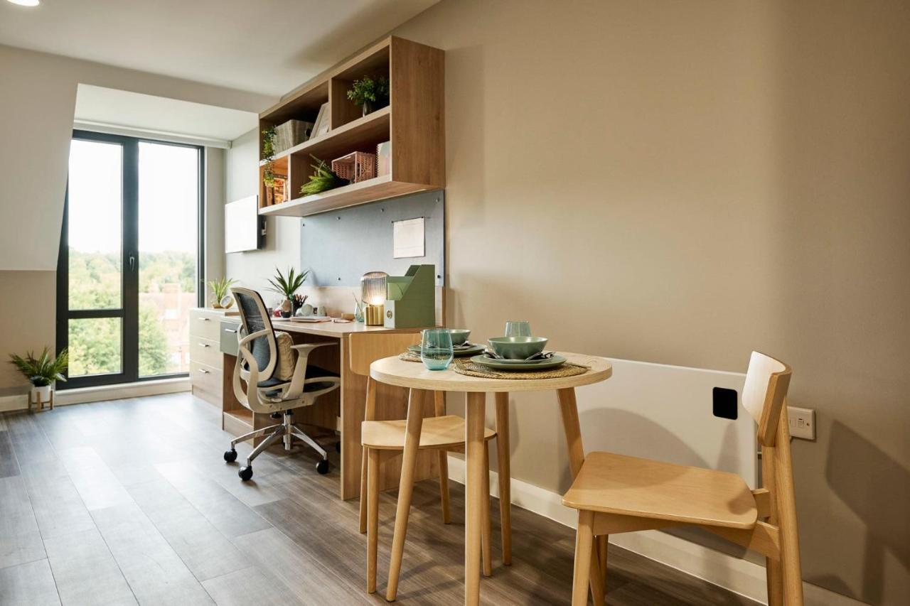Studio Apartments At Spireworks Minutes Away From Oxford City Centre Exterior photo